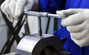 Слесарные работы по металлу