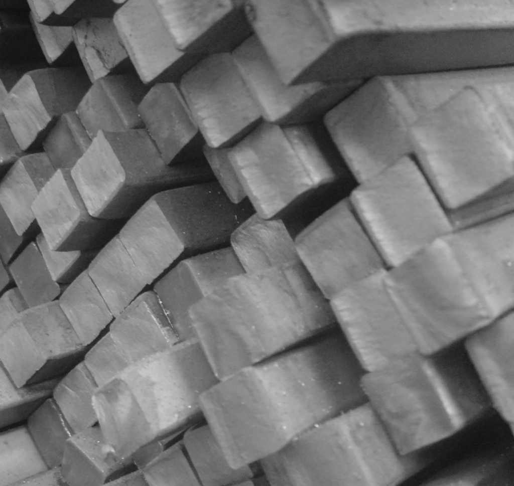 Жаропрочный квадрат 230 мм 230 мм 12ХМ